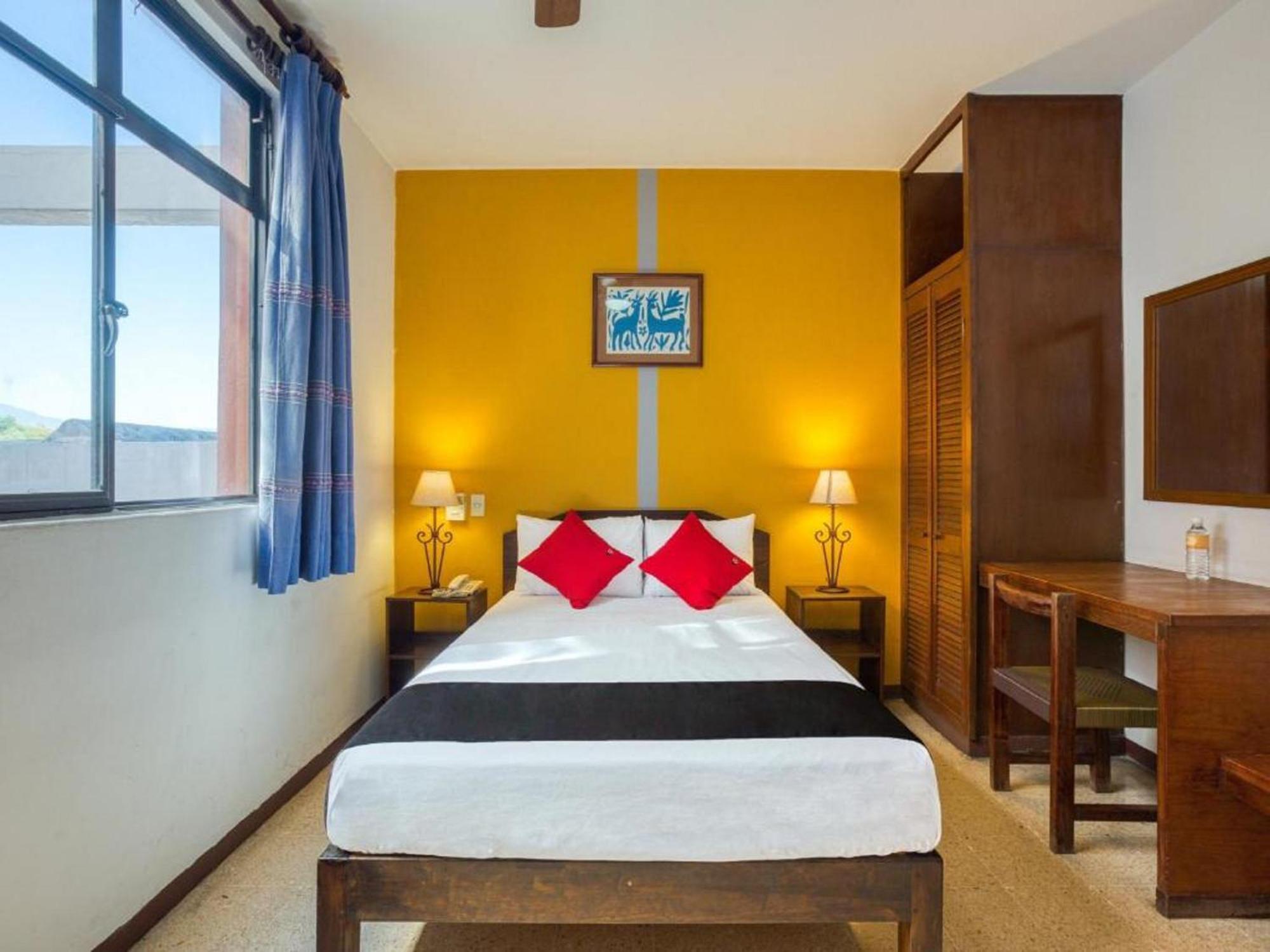 Capital O Parador Crespo Hotel, Oaxaca Екстер'єр фото