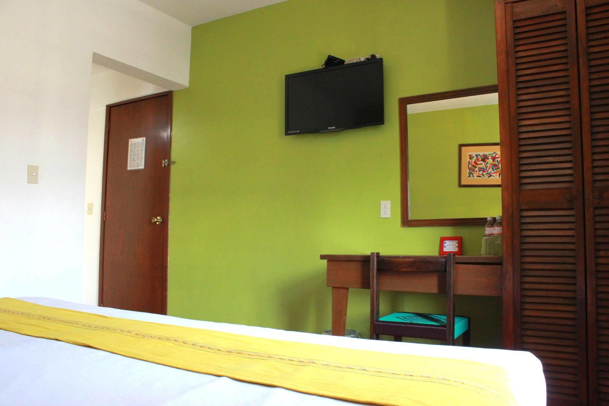 Capital O Parador Crespo Hotel, Oaxaca Екстер'єр фото